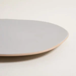 PLATO PLAYO MONASTIR GRIS BORDE NATURAL