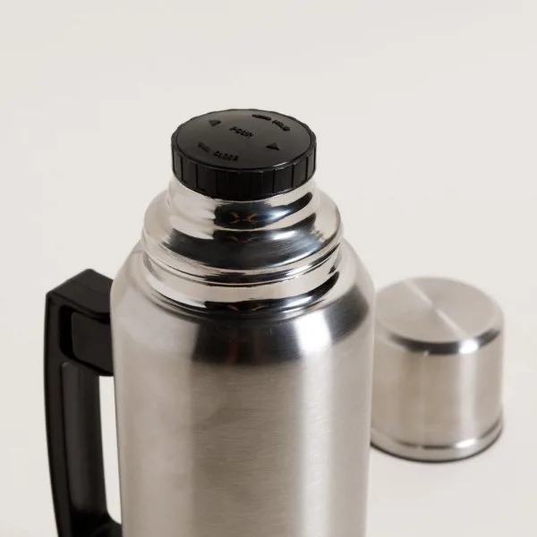 TERMO CAMPING DE ACERO INOXIDABLE CON ASA ABATIBLE 1000 ML - Imagen 2