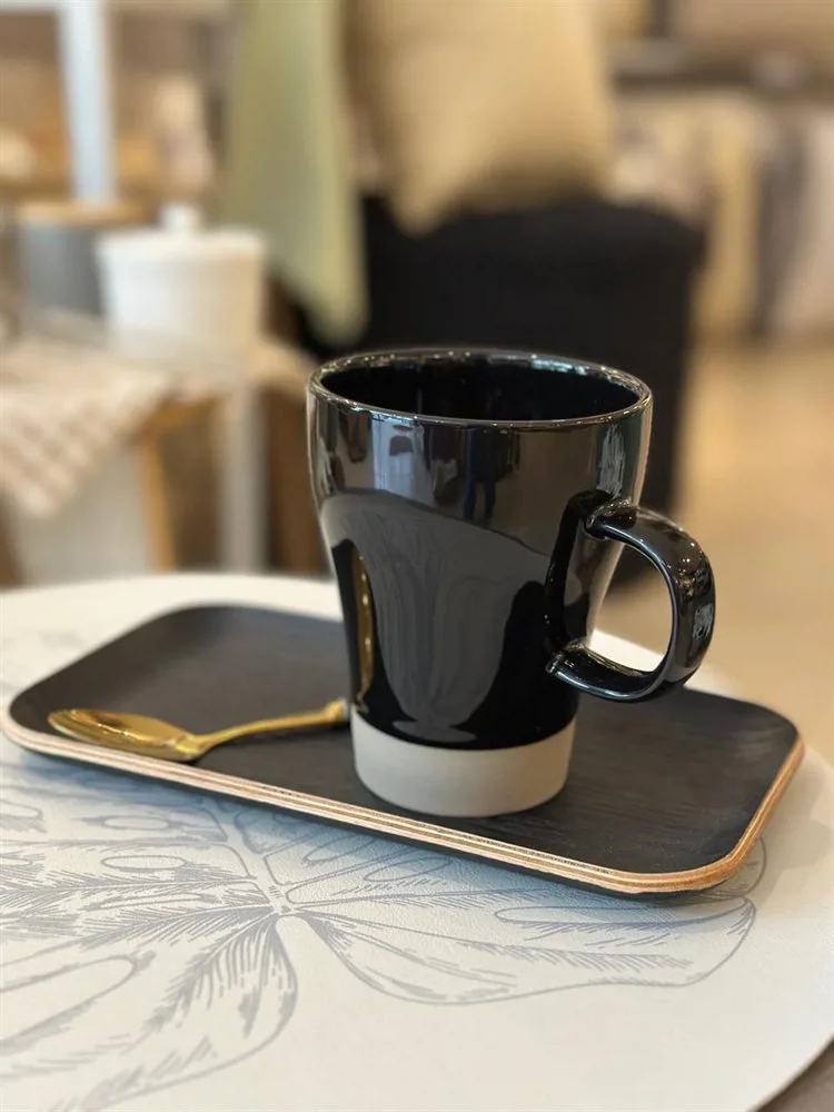 MUG BUDAPEST 350 ML CERAMICA NEGRA - Imagen 4