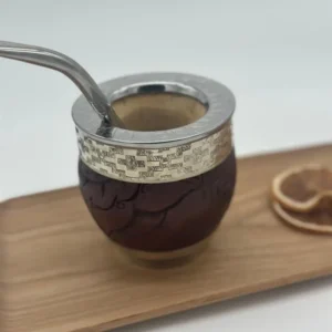 MATE ROMA CALABAZA VIROLA CINCELADA CUERO MARRON