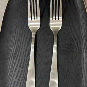 TENEDOR LISBOA DE ACERO SATINADO 22 CM
