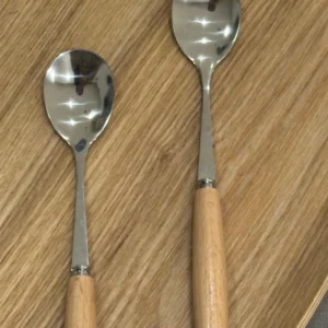 CUCHARAS DE ACERO MANGO DE MADERA