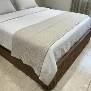 PIE DE CAMA FILIPA PERLA